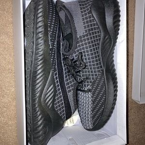 BRAND NEW Danskin Athletic Sneakers